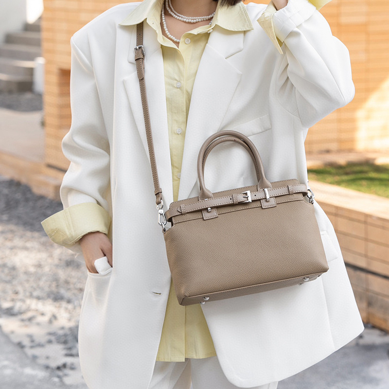 2026 New Top Grain Cowhide Tote Bag For Women Luxury Shoulder Handbag Large Capacity Genuine Leather Commuter Bag - Thumbnail 2