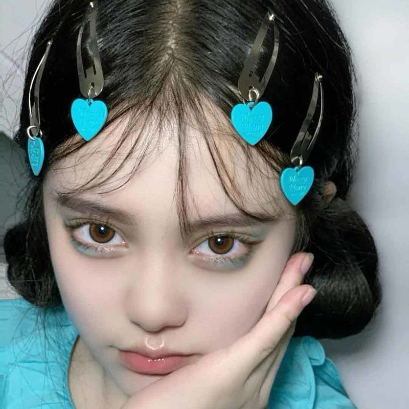 Korean Silver Rhinestone Bow Bb Clip Sweet Cool Girl Bangs Side Clip Ins Influencer Same Style Hairpin Hair Clip Korean Silver Rhinestone Bow Bb Clip Sweet Cool Girl Bangs Side Clip Ins Influencer Same Style Hairpin Hair Clip