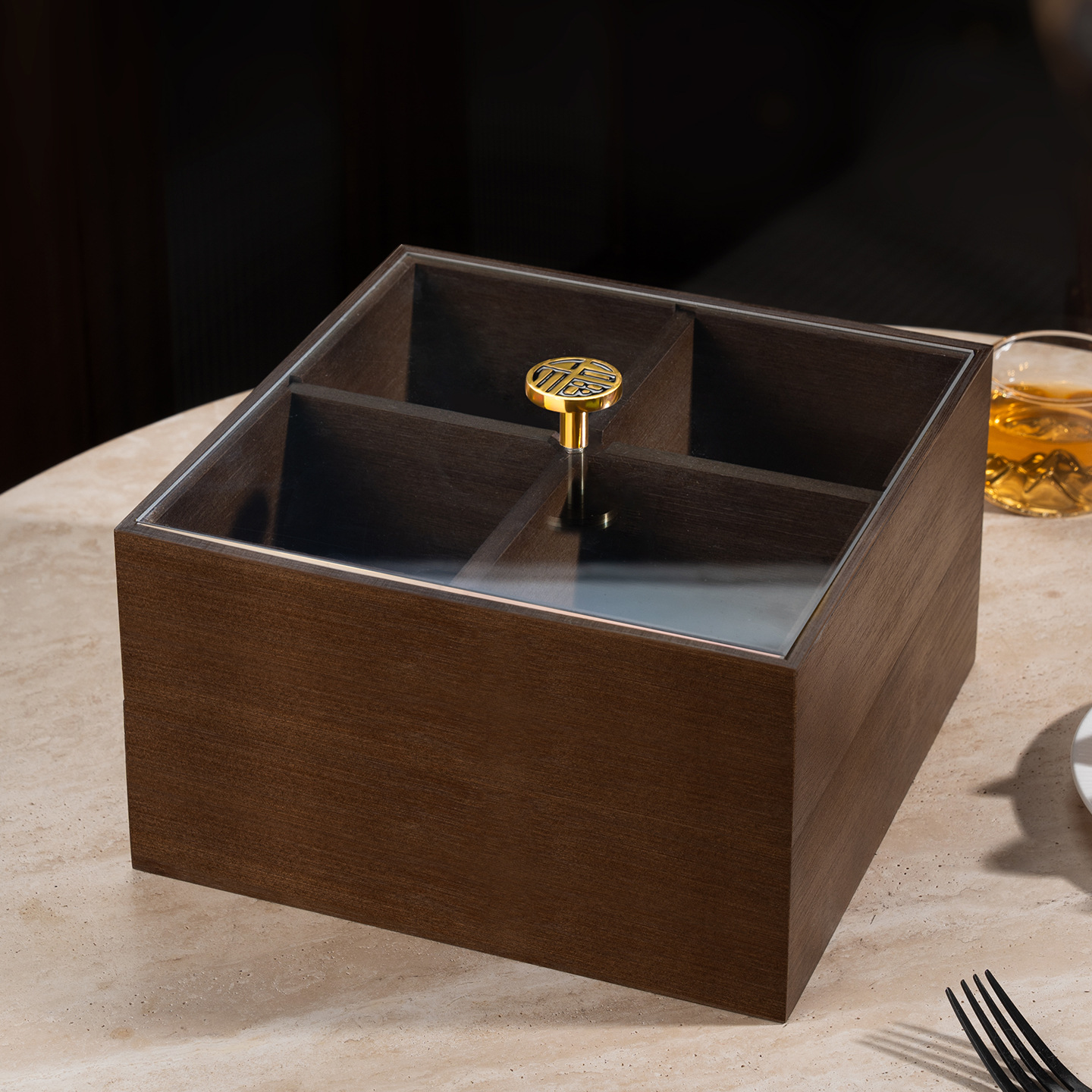 Nueva caja de frutas secas de madera china, caja de almacenamiento de bocadillos de nueces, bandeja de frutas dividida, bandeja de dulces doméstica de nueva casa