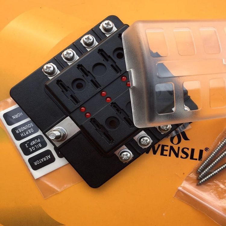 现货供应201-08LED  8路LED汽车保险丝盒 6路8路10路汽车保险丝