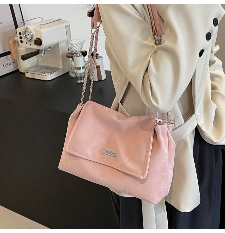 Large capacity for 2024 autumn/winter new fashionable niche women's texture chain single shoulder crossbody tote bag_voghion.com