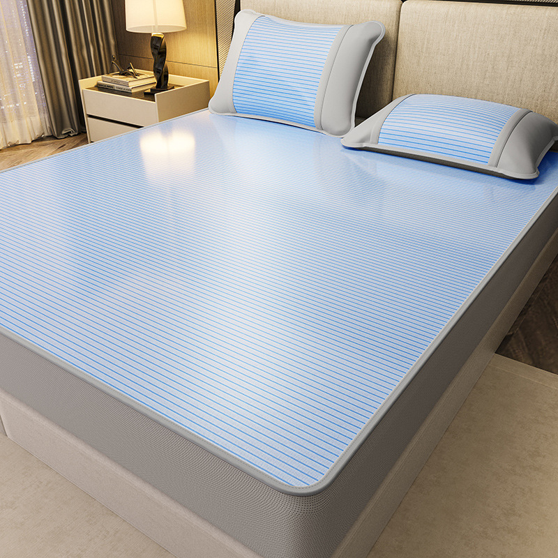 Nueva capa de cama de seda de hielo de verano de clase A 2025 nueva cubierta protectora de colchón todo incluido sábana cubierta de cama de tres piezas