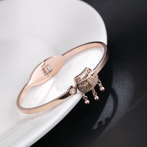 New Diamond-Encrusted Rose Gold Titanium Steel Bracelet for Women, Non-Fading Couple Bracelet, Stainless Steel Jewelry Wholesale