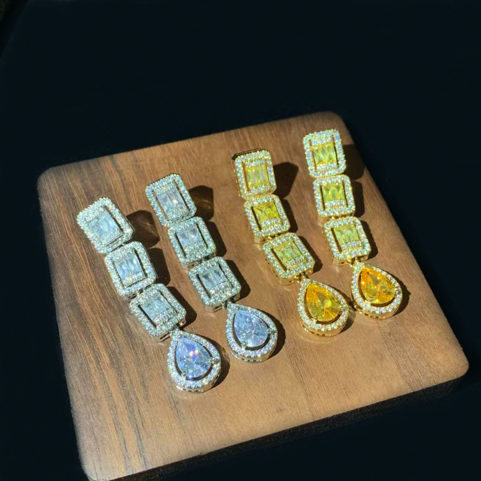 Geometric stone inlay with zircon