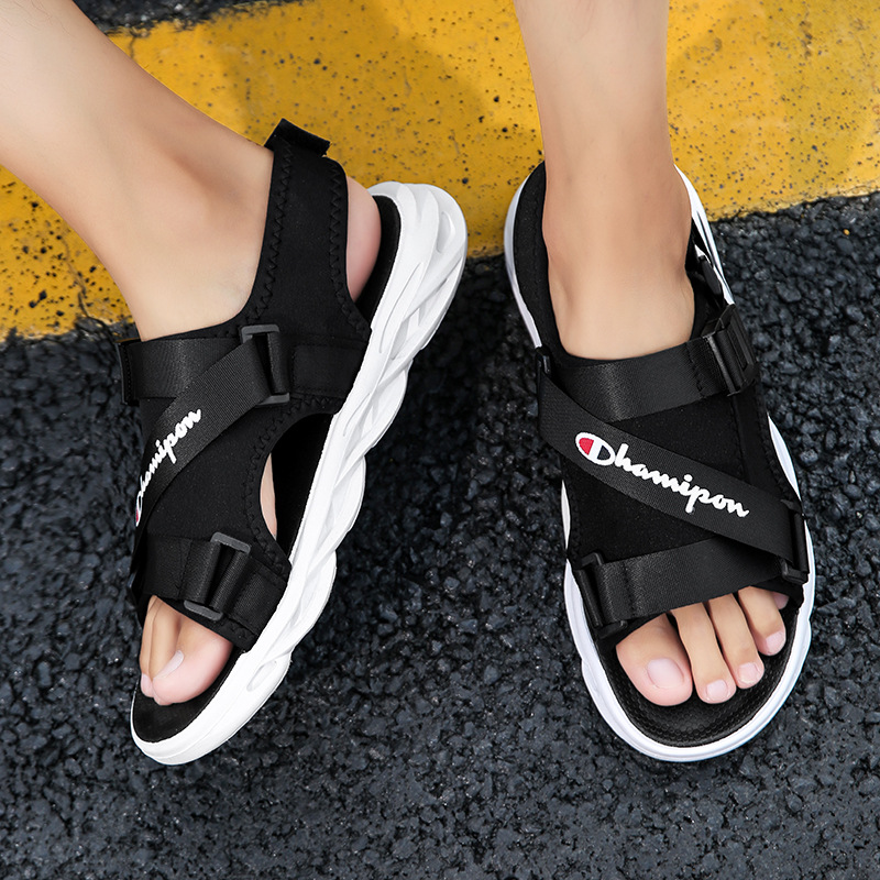 Cross-Border Men's Sandals, Summer Fashion, Korean Style, Outdoor Trendy, Versatile, Thick-Soled, Non-Slip, Lightweight Beach Sandals for Boys