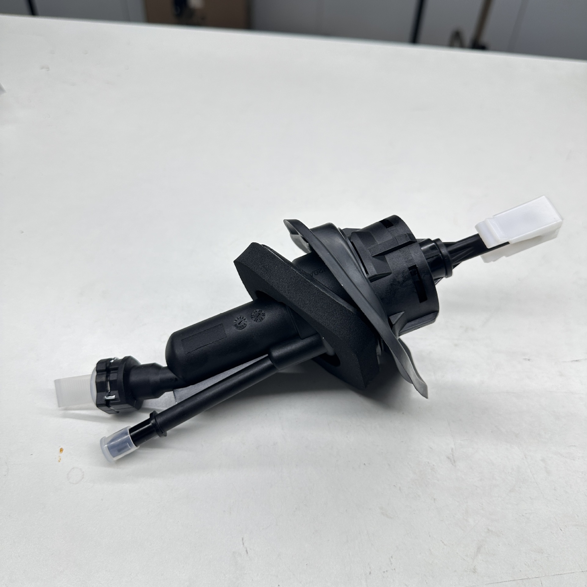 Suitable for Mazda Clutch Master Cylinder Bp4K-41-400 Bp4K41400E Bp4K41400D