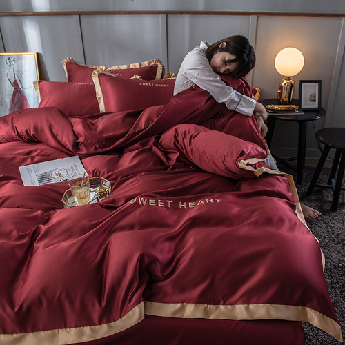 Summer ice silk four-piece set wedding burgundy bed sheets 1.8 bedspread quilt cover ice silk satin wedding room bedding