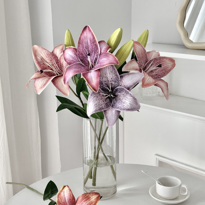 2 Artificial Autumn Lilies, Faux Flowers, Oil Painting Style, Vintage Decoration, Flower Arrangement, Living Room and Dining Table Decoration, Wedding Aisle Flowers