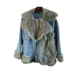 ����Ƥ��2025�¿�ţ��ƴ�Ӻ���ëƤ������Ů���L����q��đ�ɿ˷�