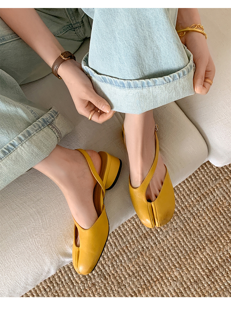 Sandal nữ da trâu chia ngón chân mũi trùm đế bệt — Đỏ (cao 1cm) chi tiết 17