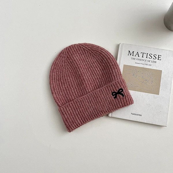 Wool embroidered bow hat--rouge powder