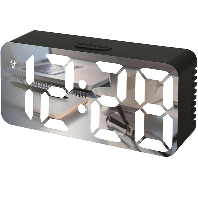 �¿�ʱ�м�ԼLED������ʱ�ӵ���ʱ�������̨ʽ����ʱ���¶���ʾ