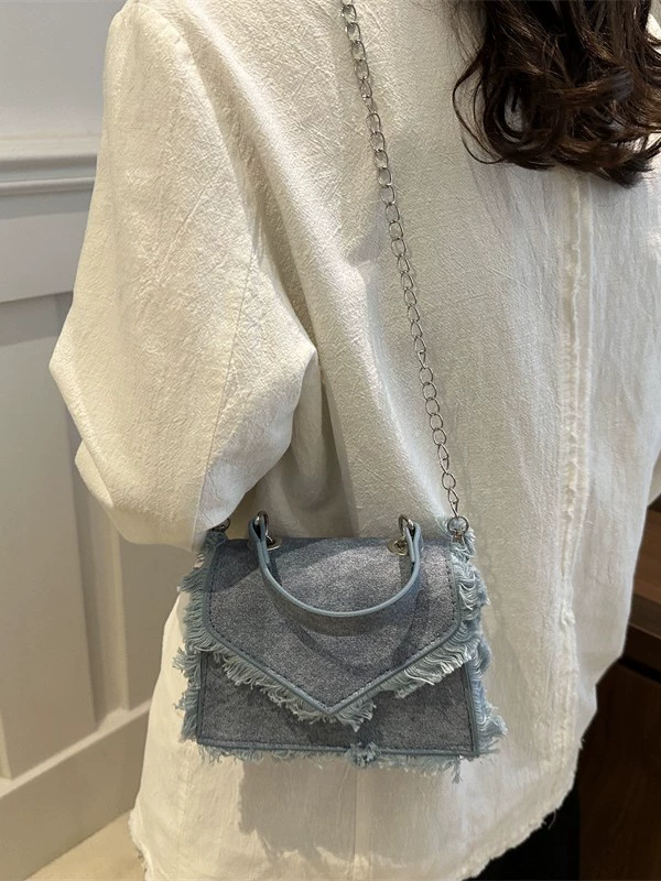 Сумка через плечо Denim ретро ручная одно плечо, с бахромой, компактная 17×7.5×12 см