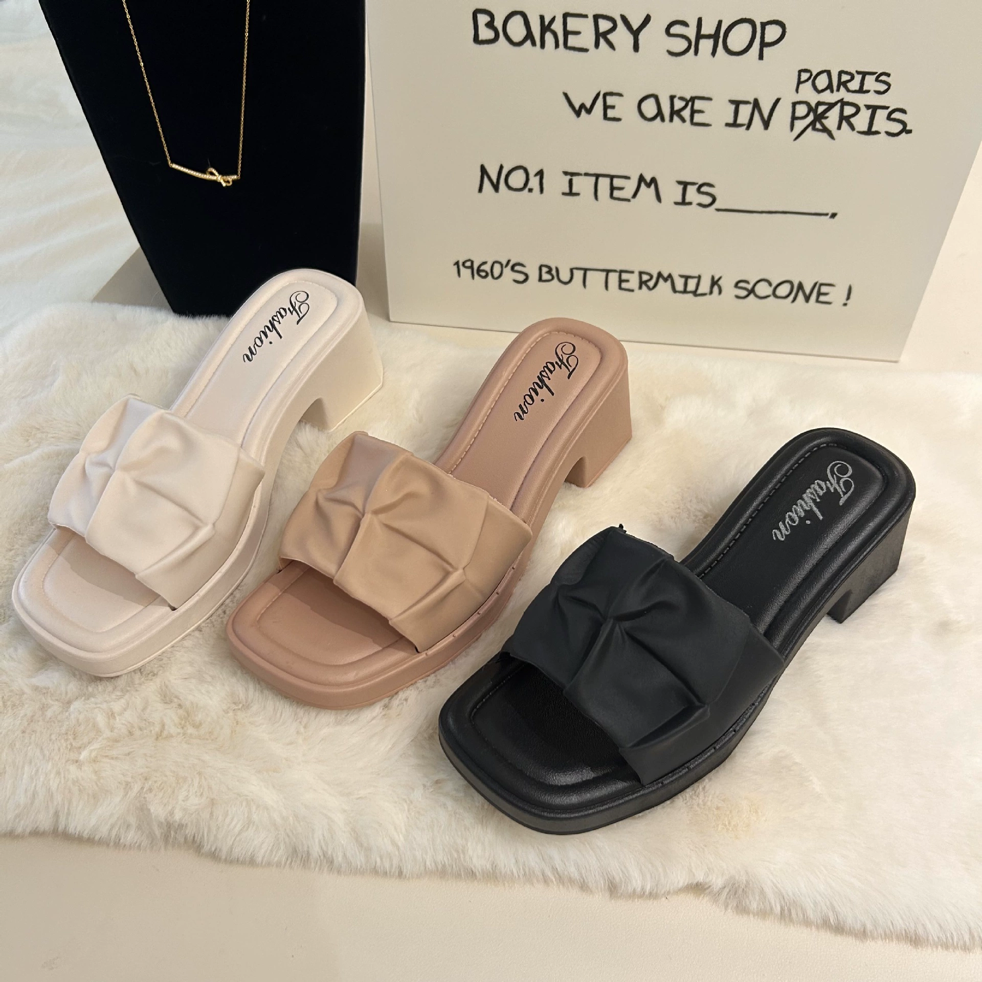 (Cross-border trading), summer comfortable slippers with a strap