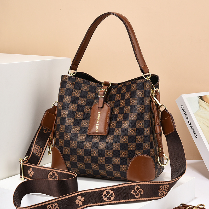 Borsa a secchiello W, nuova borsa di lusso transfrontaliera, tracolla alla moda di alta gamma con ampia tracolla, borsa a tracolla trendy per_voghion.com