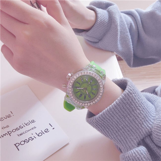 ホット販売パーソナライズされたラインストーン LED 韓国ファッションジュネーブ腕時計男性と女性の学生腕時計クォーツ時計卸売クロスボーダー|undefined