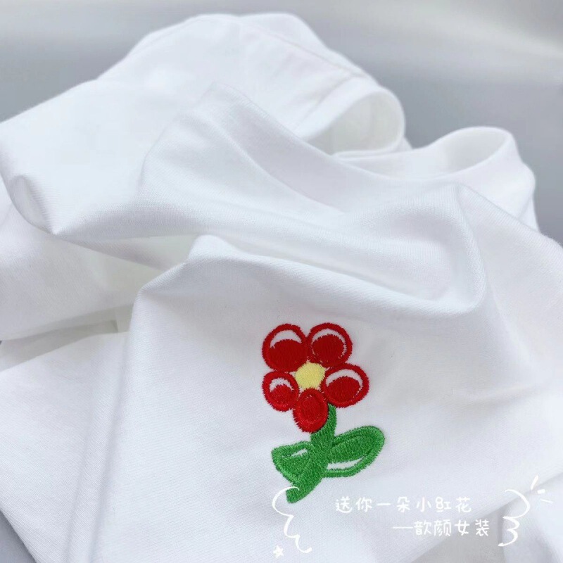 Embroidered Little Red Flower Summer New Embroidered Cotton Short-sleeved T-shirt Women's Loose White Couple's Half-sleeved Men's Trendy Top Embroidered Little Red Flower Summer New Embroidered Cotton Short-sleeved T-shirt Women's Loose White Couple's Half-sleeved Men's Trendy Top
