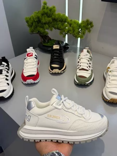 2025 Autumn New Men's Shoes, Fashionable Versatile Casual Sneakers, Popular on Tiktok and Kuaishou, Breathable Lightweight Dad Shoes