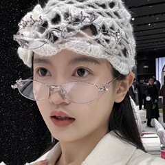 2025年新作GMジュエリーシリーズメガネフレーム、無地フラットミラー、女性用多角形丸顔、高知性感覚に合わせて装着可能