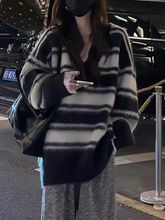 慵懒风领条纹毛衣女保暖外穿秋冬款水貂毛针织衫高级感套头上衣