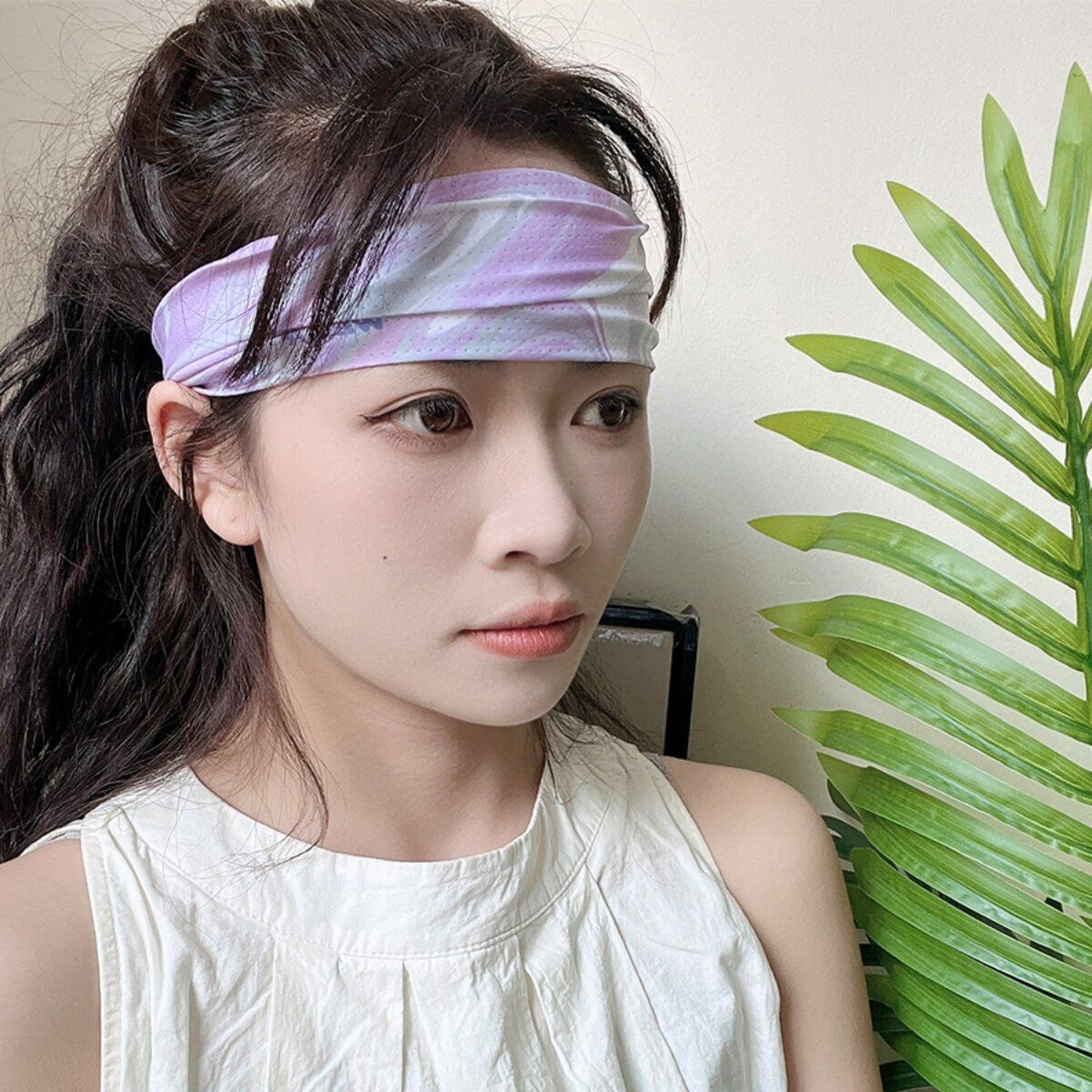Cashew Flower Sports Headband for Men, Trendy Running Sweat-Absorbent Headband for Women, Fitness Yoga Non-Slip Headband, Breathable and Quick-Drying