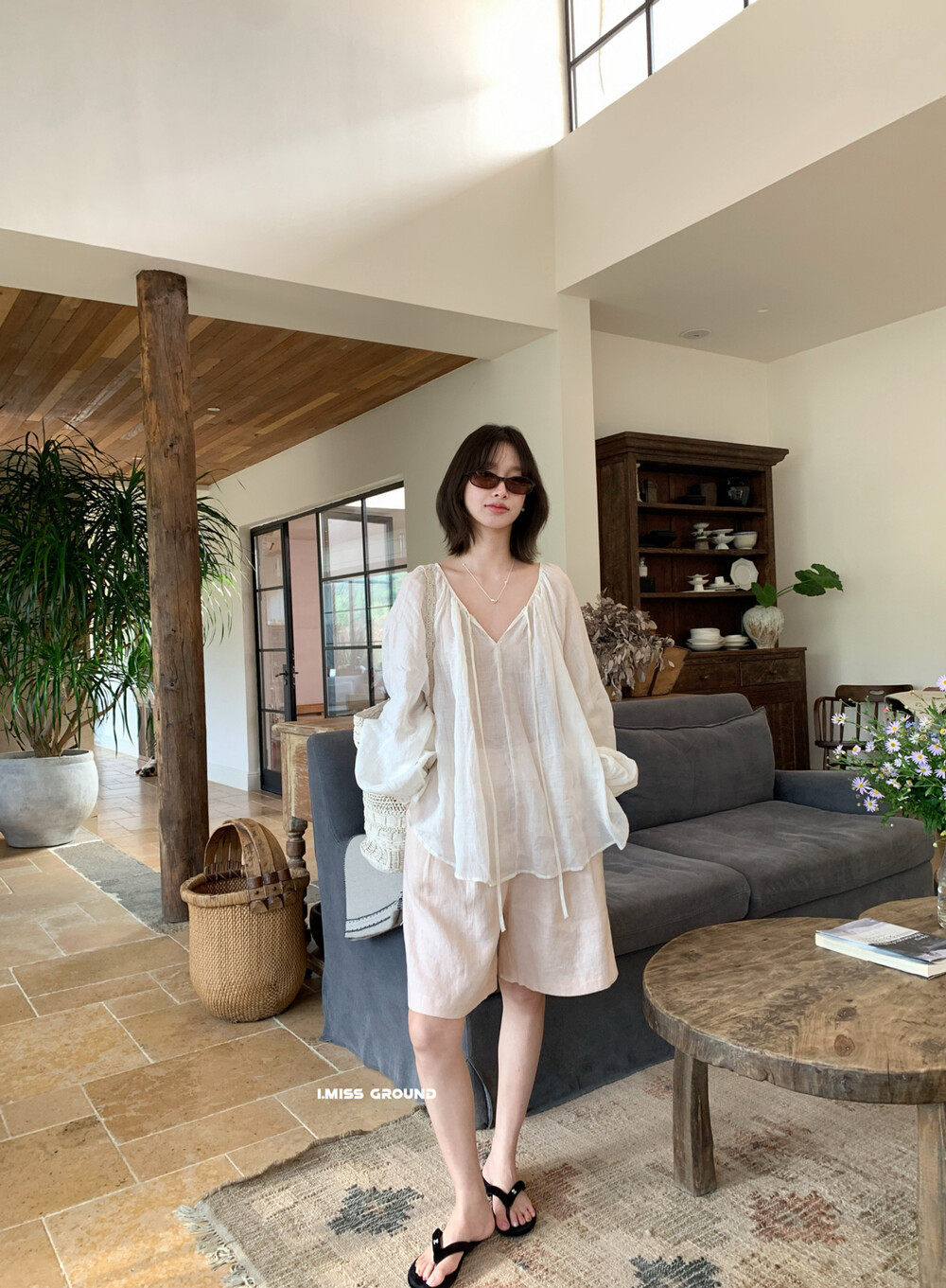 Áo sơ mi nữ linen tay dài cổ V dây buộc phong cách lười biếng — Xanh nước biển, màu hồng, Vàng nhạtcolor, trắng sữa chi tiết 18