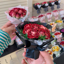 ����Ȼ�滨õ��ɻ�С����܇�d�b��°��ֶY���������ծ��I�Y��