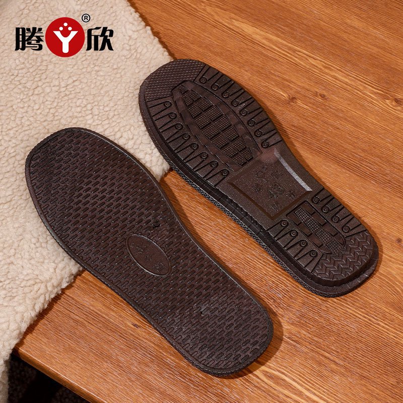 The Brown Injection-Molded Shoe Sole Produced by Tengxin C06 Is Versatile in Style and Can Adapt to Various Shoe Types, with Fine Workmanship