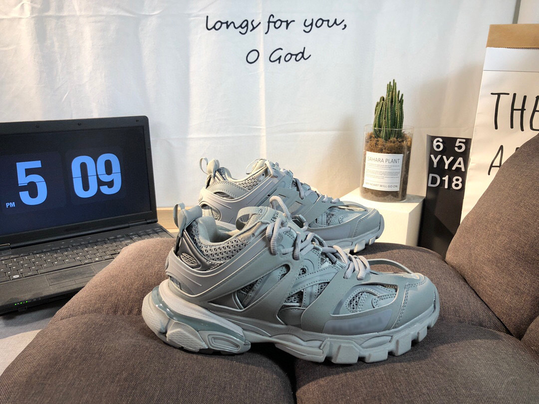 파리 아빠 신발 3.0 연기 회색