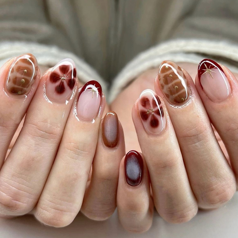 Lefan Nail Art Foreign Trade Autumn/Winter French Style Short Round Flower Nail Tips Wearable False Nails Wholesale Lefan Nail Art Foreign Trade Autumn/Winter French Style Short Round Flower Nail Tips Wearable False Nails Wholesale