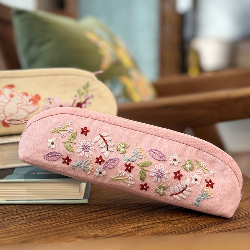 Bolsa de bolígrafo de estudiantes bordado de viento chino Lu bordado a mano flores y hierbas caja de papelería creativa regalo de apertura de la escuela caja de bolígrafo de arte