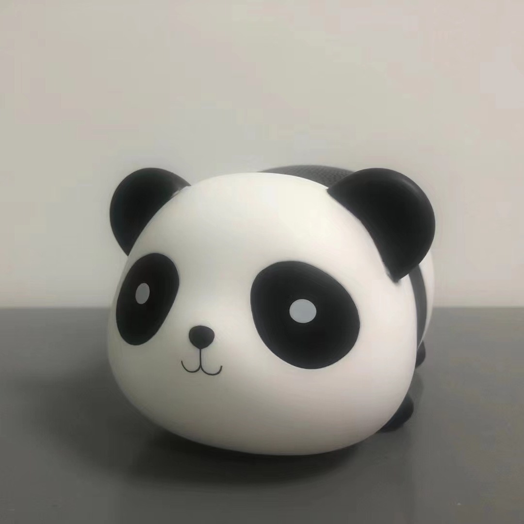 Amazon New Creative Panda Wireless Bluetooth Speaker Mini Nostalgic Silicone Figure Gift Bluetooth Small Speaker