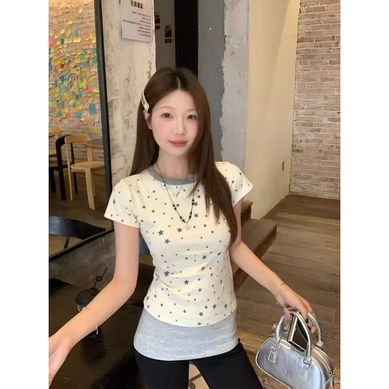 Coreano retro estrellas impresas de color contraste hombro corto camiseta de manga corta mujer verano dopamina delgada blusa corta