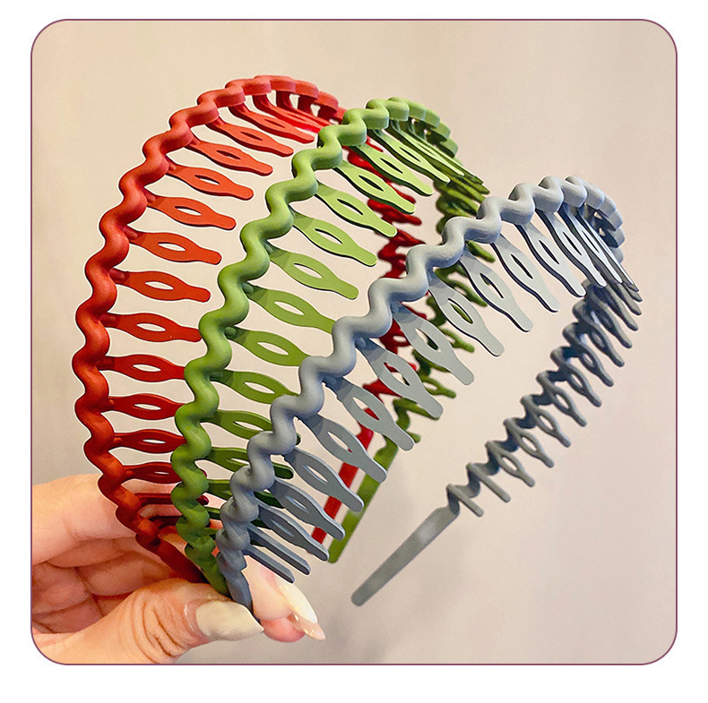 Daily Occasion Plastic Material Simple Style Solid Color Plastic Handmade Hair Band 1 Piece