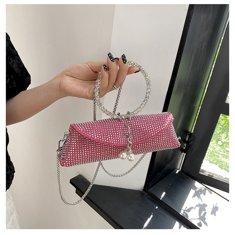 Women's Small Pu Leather Solid Color Elegant Vintage Style Magnetic Buckle Evening Bag display picture 9