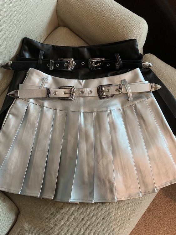 Silver polyurethane autumn pleated skirt