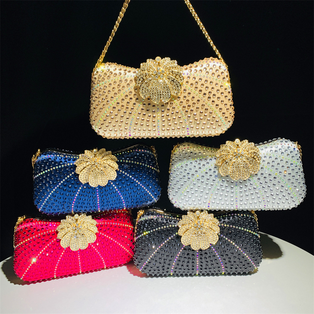 420g Weight Polyester Lining Material Lock clasp Closure Type Chain Strap Type Crossbody Bag, Evening Bag Bags Type Party Occasion Polyester Material Flower Pattern All Seasons Season Women's Gender Diamond Design Elegant Style Shell Shape Gold, Silver, Black Color Gold Silver Black Polyester Flower Shell Evening Bags 24