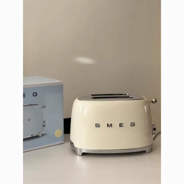 SMEG retro toaster household bread toaster automatic breakfast machine cream white 2-slice pack