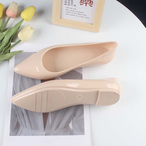 Helesha Summer New Arrival Pointed-Toe Sandals, Low-Profile Women's Fashionable Solid-Color Closed-Toe Flats, Casual Sandals