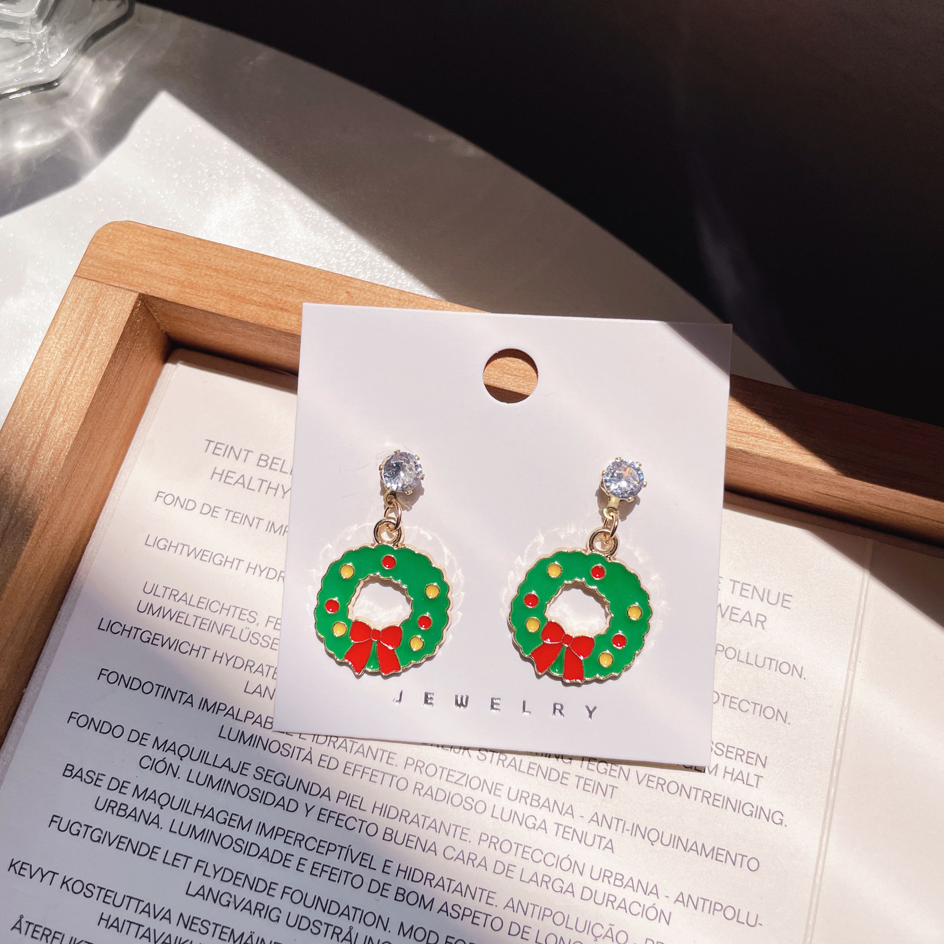 24g Weight Rhinestones Inlay Material Drop Earrings Classification 1 Pair Quantity Festival Occasion Alloy Material Christmas Festival Cartoon Character, Christmas Tree, Santa Claus Pattern Women's Gender Plating, Flakes Design Cartoon Style, Cute Style 1 Pair Christmas Cartoon Style Cute Cartoon Character Christmas Tree Santa Claus Plating Flakes Alloy Rhinestones Drop Earrings 14