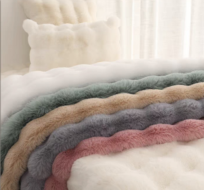 New Thickened Cream-Style Bubble Plush Carpet for Bedroom Bay Window, Bedside, Living Room, and Dressing Room