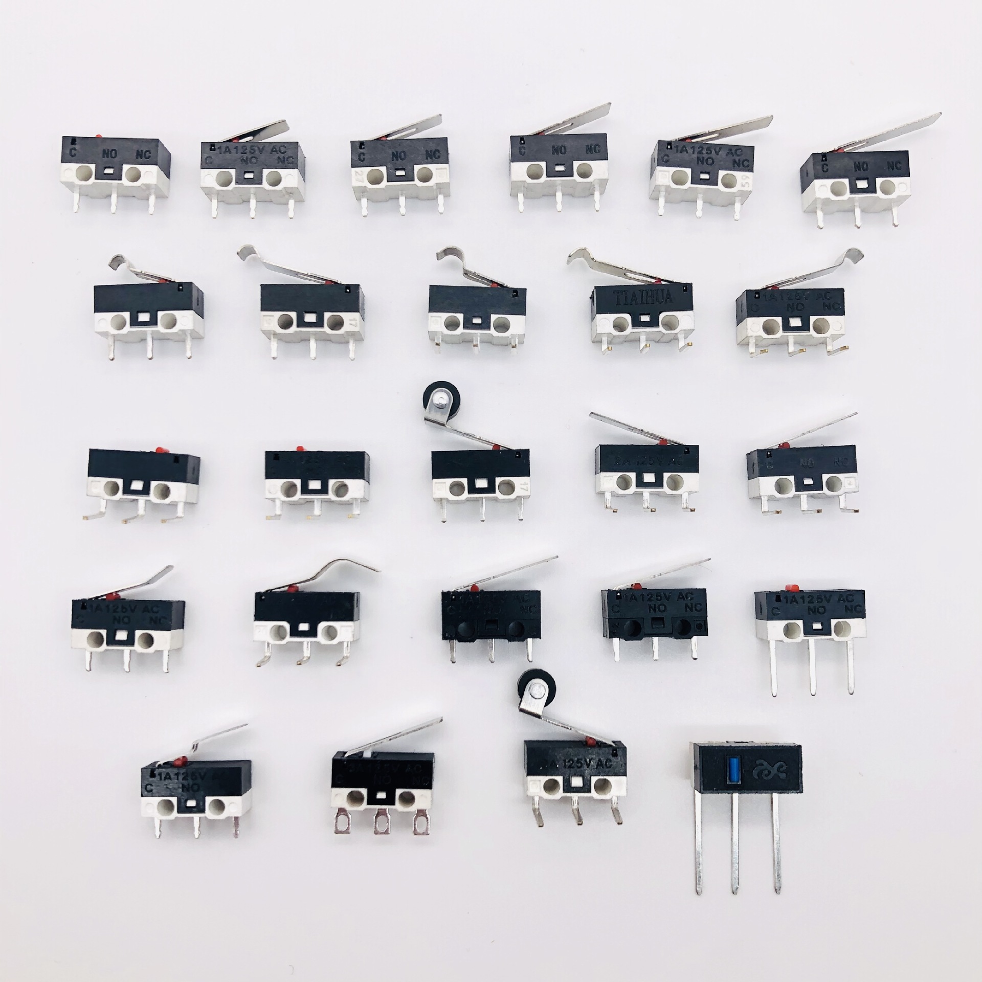 Mouse switch 2A125V three-legged KW10 small micro switch straight foot bent foot/handled roller stroke inching