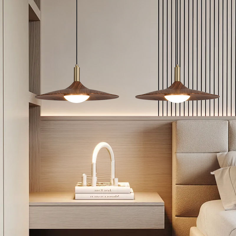 Lámpara de restaurante japonesa de estilo japonés de estilo clásico retro lámpara de platillo volador bar estilo medieval color nuez sala de té mesa de comedor lámpara de tres cabezas