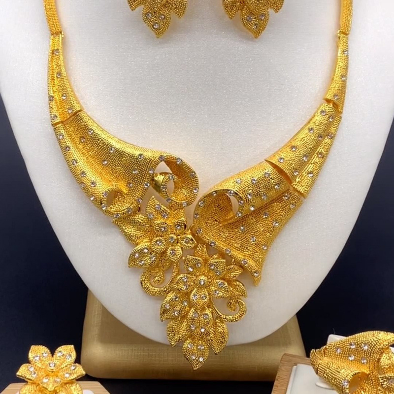 정통 핫 스타일 샌드 골드 플라워 웨딩 목걸이 여성 세트 웨딩 신부 지르콘 골드 컬러 시뮬레이션 민족 스타일