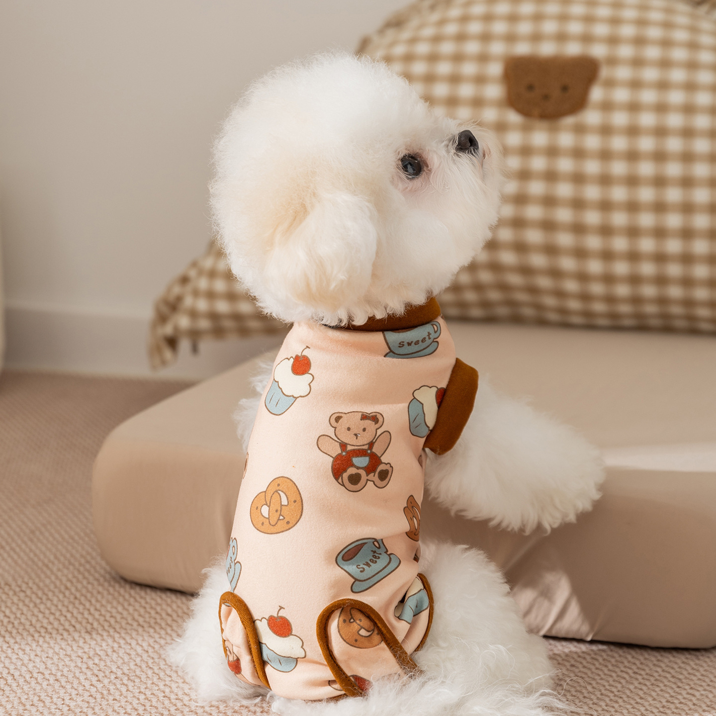 Otoño y invierno ropa de mascotas bolsa de ropa de casa abrigo abrigo abrigo abrigo cómodo abrigo esterilización ropa de perro image 2