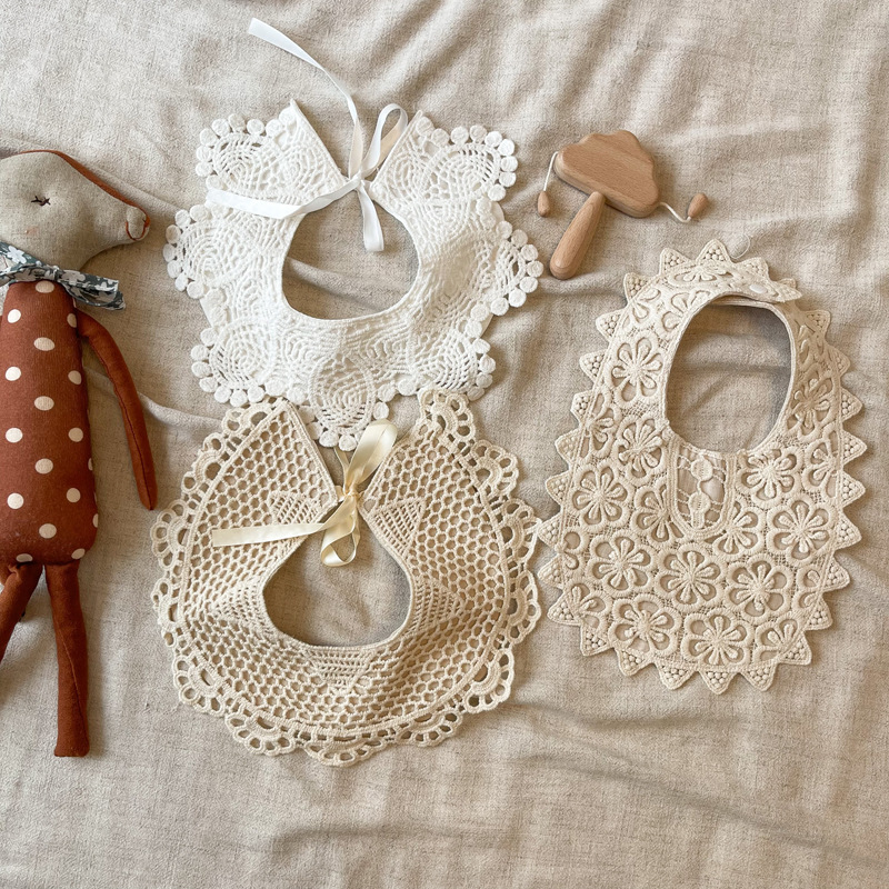 Korean style high-grade ins baby bib lace bib Princess fake collar baby girl round bib
