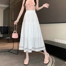 白色镂空蕾丝拼接半身裙女夏季2025新款松紧高腰a字气质大摆伞裙