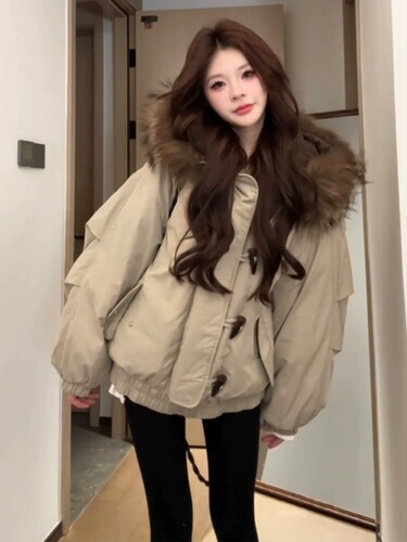 American retro big fur collar hooded cotton coat women's coat winter 2025 new style horn buckles thick warm cotton coat