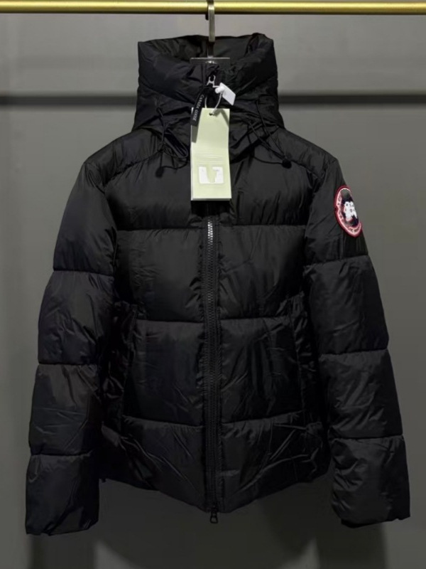 2026 Winter New Cross-Border Goose Down Puffer Jacket for Men and Women, Hooded, Thickened, Warm, Glossy Outerwear 2026 Winter New Cross-Border Goose Down Puffer Jacket for Men and Women, Hooded, Thickened, Warm, Glossy Outerwear