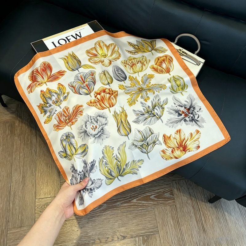 Colección 70*70 nuevo estilo bufanda de seda azul sensación de alta calidad imitación bufanda cuadrada de seda moda todo-fósforo bolsa atada bufanda de pelo